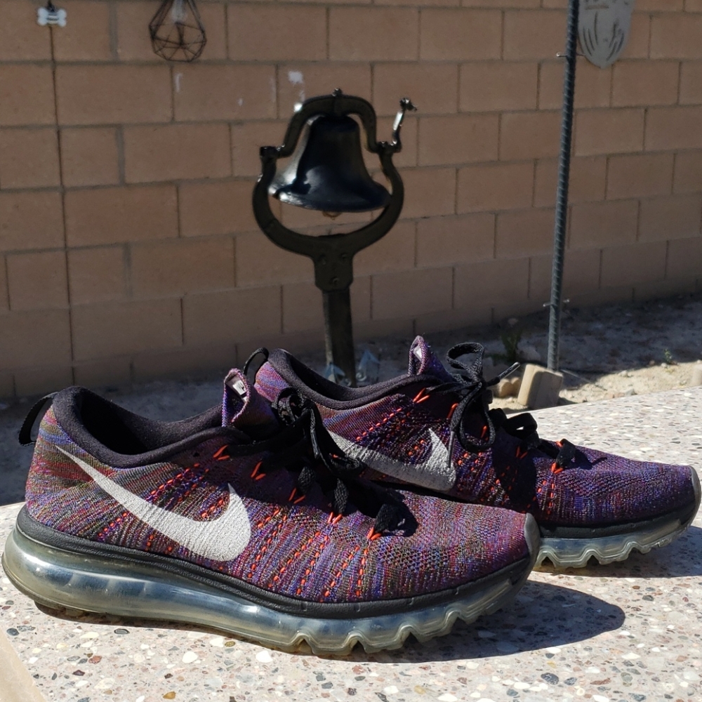 Nike FLYKNIT MAX TENNIS SHOES
